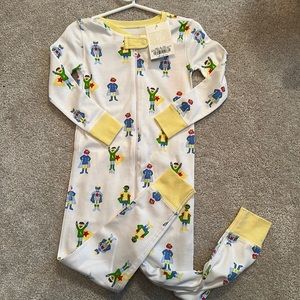 The Beaufort bonnet company Knoxs night night non-footed 3T NWT